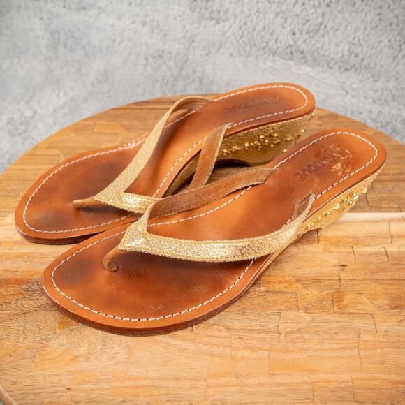 MYSTIQUE Gold Embellished Platform Thong Sandals Size 10 - Picture 3 of 7